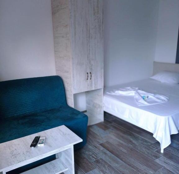 스탠다드 트리플 룸, Casa Marronne