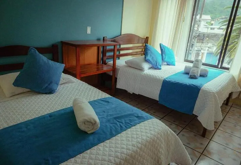 اتاق استاندارد سه نفره, Hostal Cañalimeña