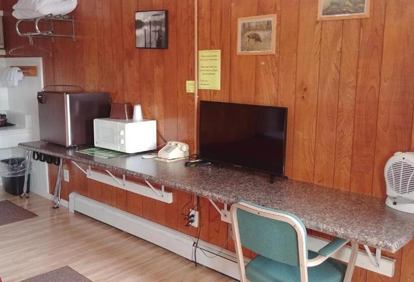 디럭스 룸, Falls Motel