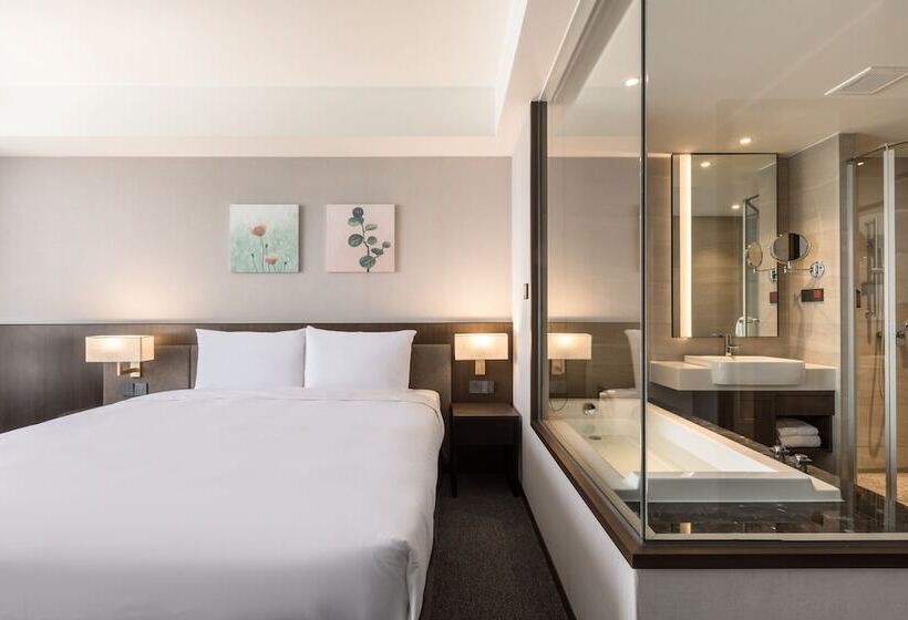 اتاق لوکس, Lakeshore Hotel Tainan