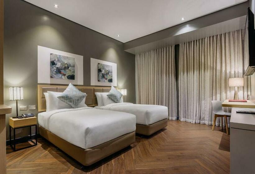 Номер Deluxe, Summit Hotel Greenhills