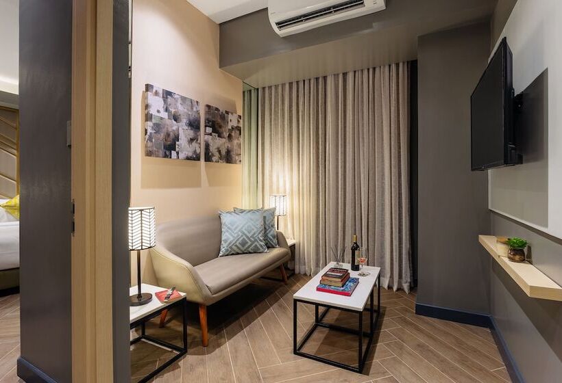 Полулюкс, Summit Hotel Greenhills