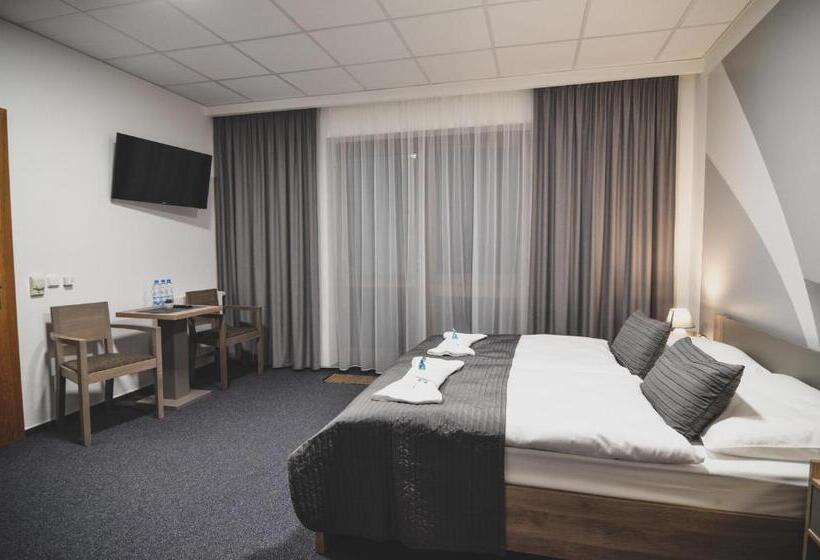 Апартаменты 1 Спальня с Террасой, Penzion Pod Radnicí