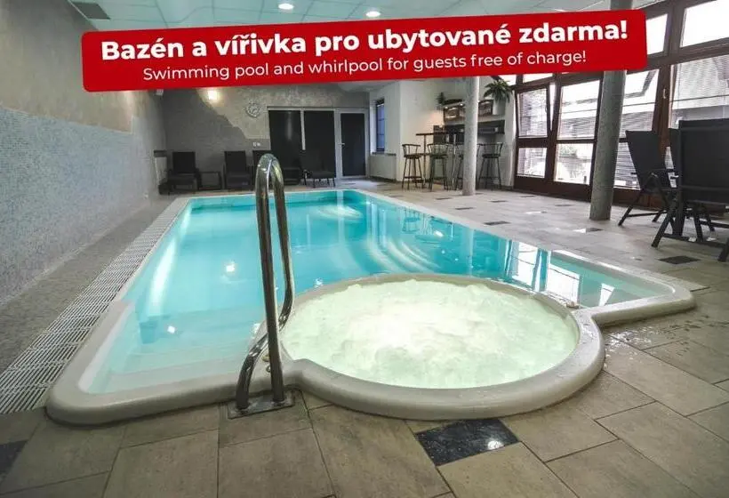 デラックスルーム, Penzion Pod Radnicí