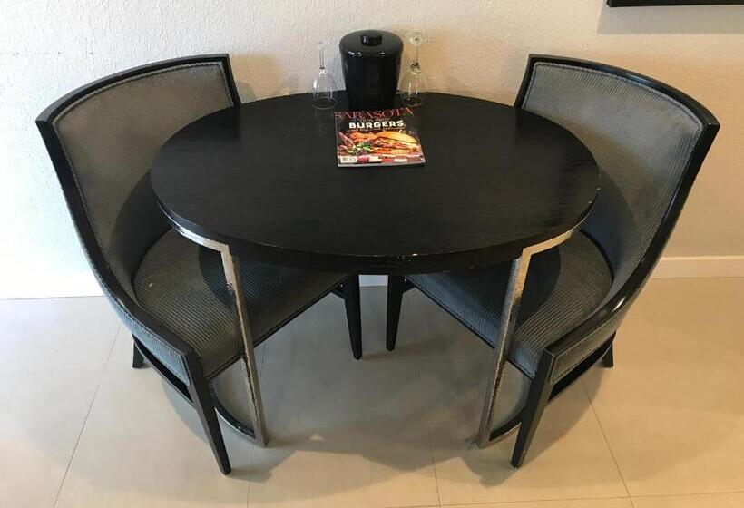 إستوديو قياسى, Captiva Beach Resort