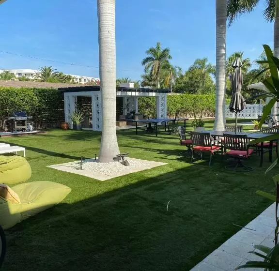 استودیوی استاندارد, Captiva Beach Resort