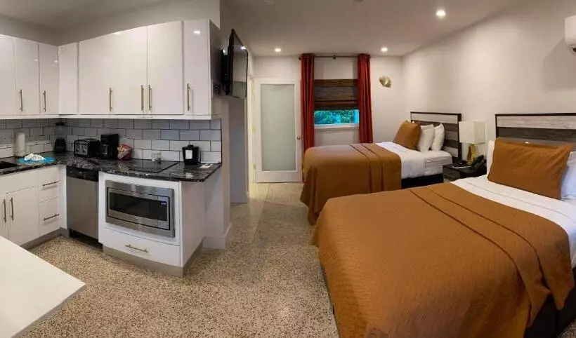اتاق استاندارد یک تخته برای معلولان, Captiva Beach Resort