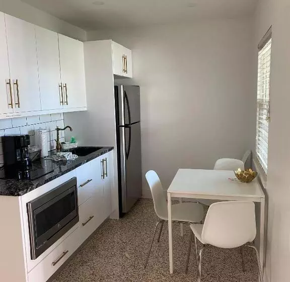 اتاق استاندارد یک نفره, Captiva Beach Resort