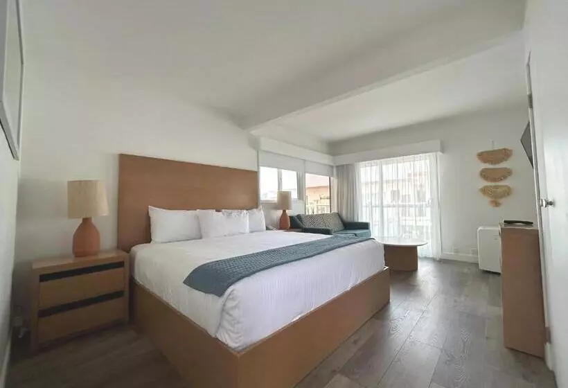 اتاق استاندارد با تخت بزرگ, Capri Laguna On The Beach  A Boutique