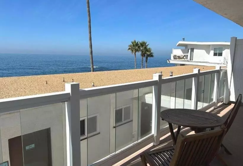 سوییت با چشم‌انداز دریا, Capri Laguna On The Beach  A Boutique