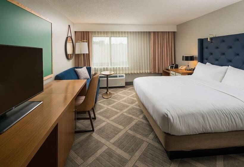 חדר דלוקס עם מרפסת, Doubletree By Hilton Gainesville