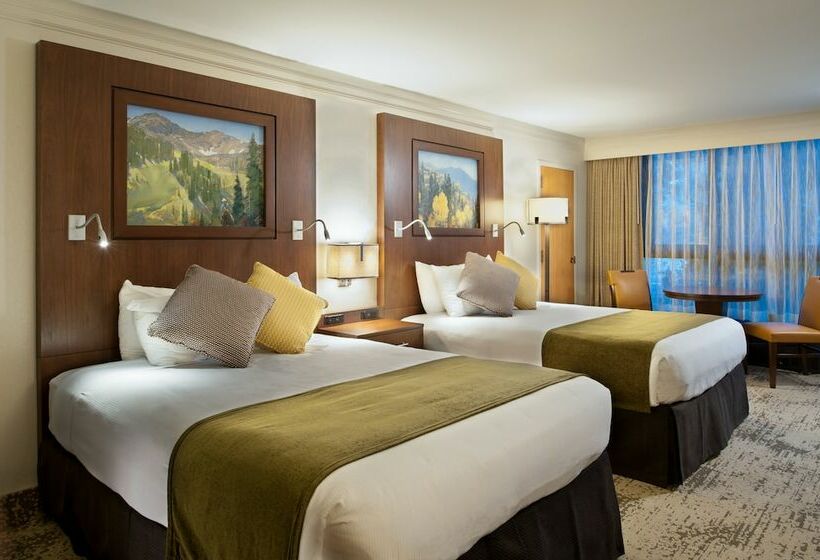 클래식 룸 퀸 침대, Cliff Lodge And Spa