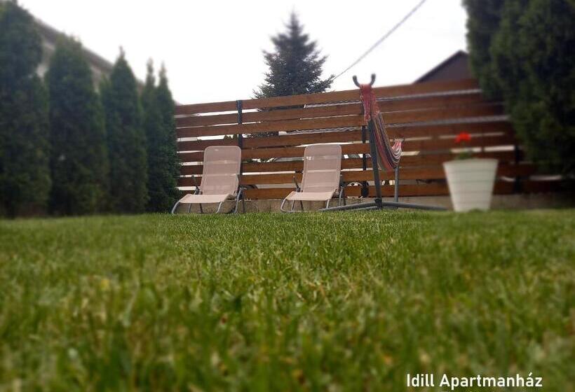 Family Suite, Idill Apartmanház B&b