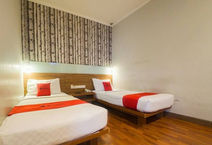 스탠다드 룸, Reddoorz Plus @ Celaket