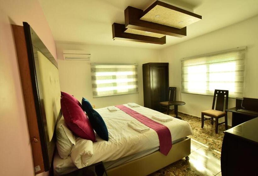 اتاق لوکس با تخت بزرگ, Petra Guests