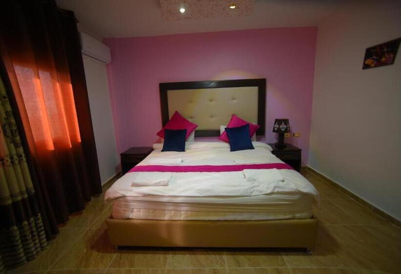 اتاق لوکس با تخت بزرگ, Petra Guests