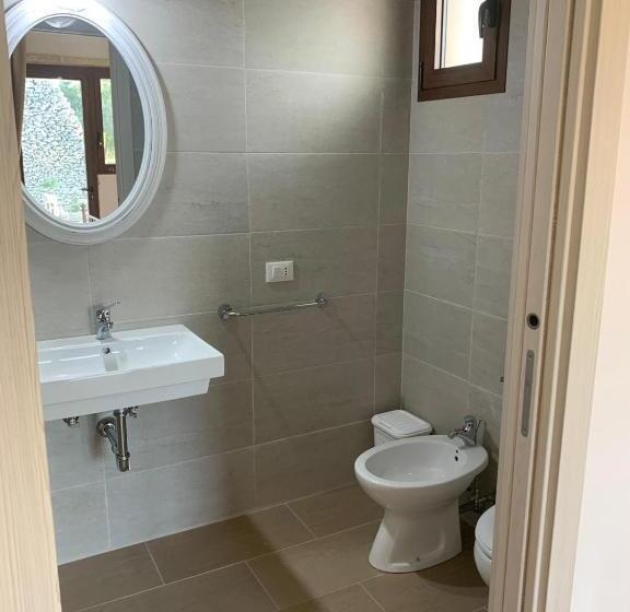 اتاق استاندارد با تخت بزرگ, Le Tre Colonne