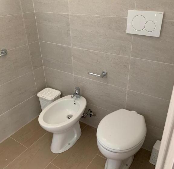 اتاق استاندارد با تخت بزرگ, Le Tre Colonne