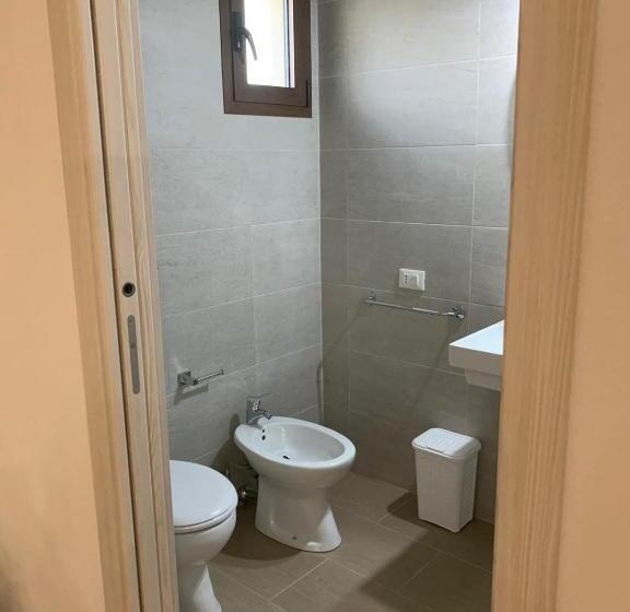 اتاق استاندارد چهار تخته, Le Tre Colonne