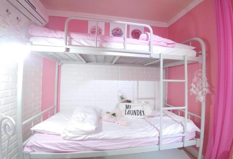 Standardzimmer, Spring Light