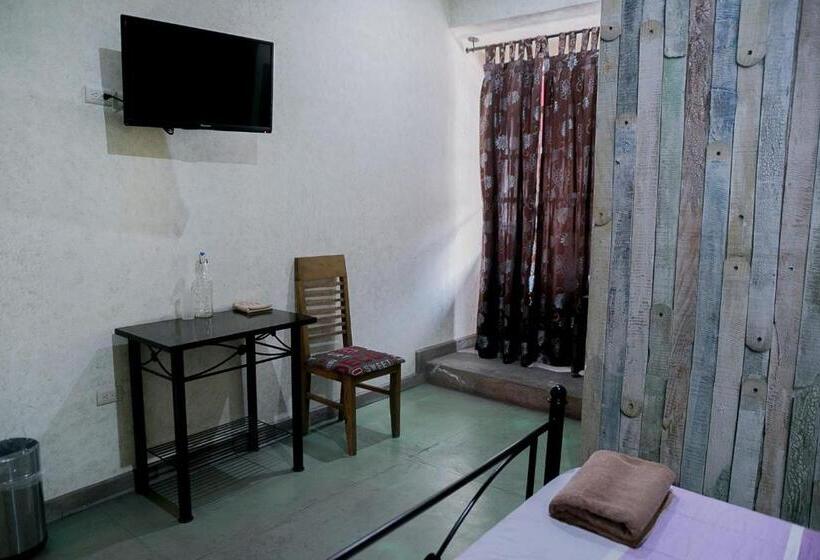 اتاق استاندارد, El Descanso