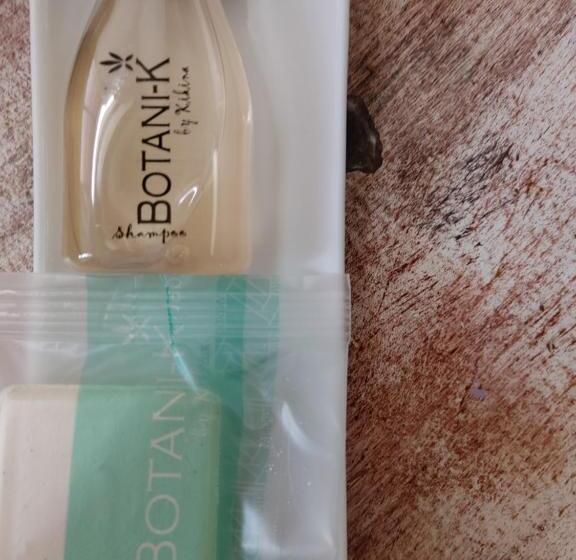 اتاق استاندارد سه نفره, El Descanso