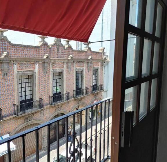 اتاق استاندارد سه نفره, El Descanso