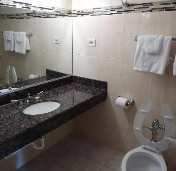 Standard-huone 2 Parivuodetta, Colony Motel