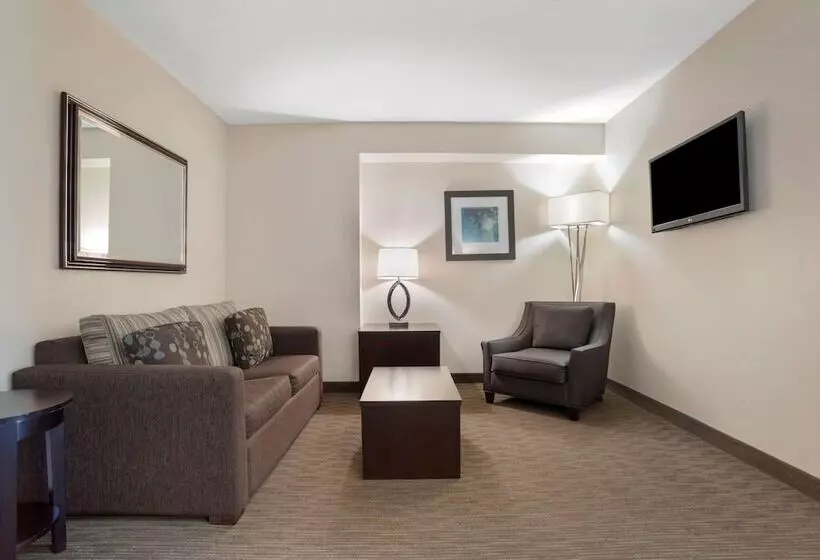 デラックススイート, Best Western Plus Tallahassee North