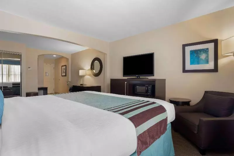 キングサイズベッドのスイートルーム, Best Western Plus Tallahassee North