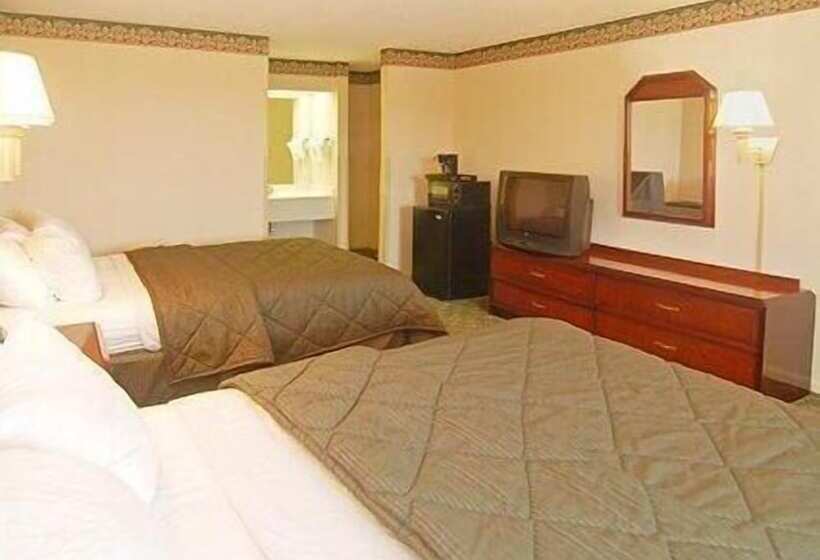 ２ダブルベッドのスタンダードルーム, Quality Inn & Suites Franklin