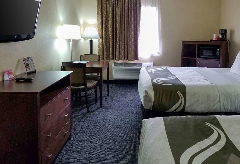 غرفه قياسيه سريرين مزدوجين, Quality Inn
