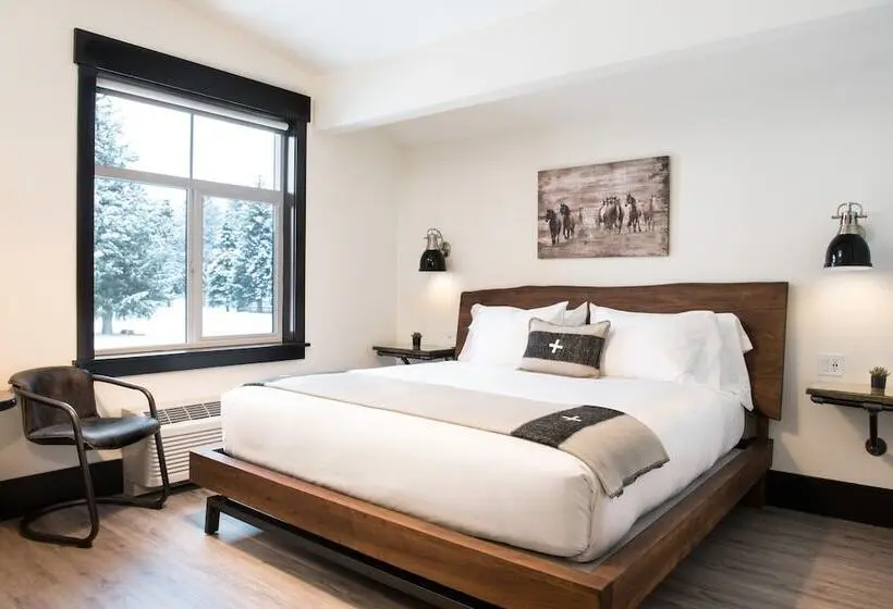 デラックスルーム, Compass Rose Lodge