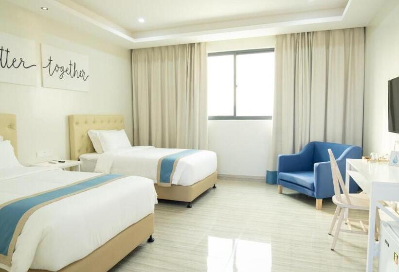 اتاق سوپریور, Hampton Suites