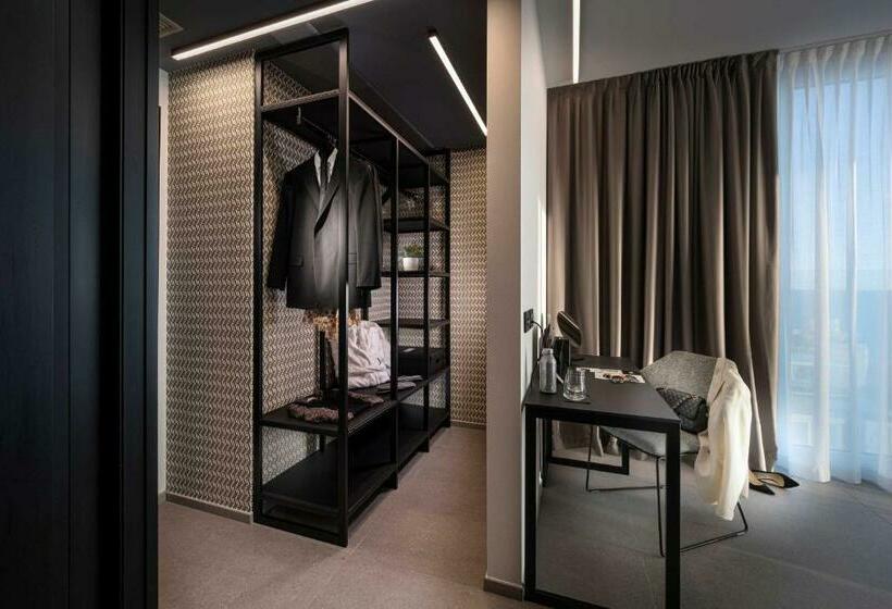 اتاق سوپریور, J44 Lifestyle