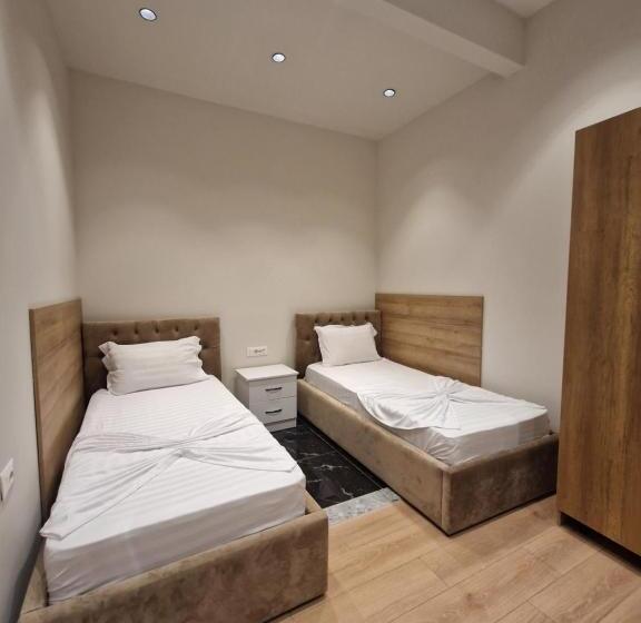 스탠다드 룸, Colis