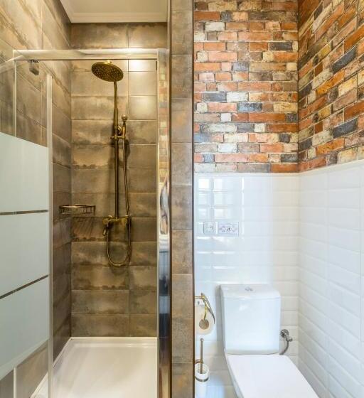 1 Szobás Apartman Erkéllyel, Secret Apartments