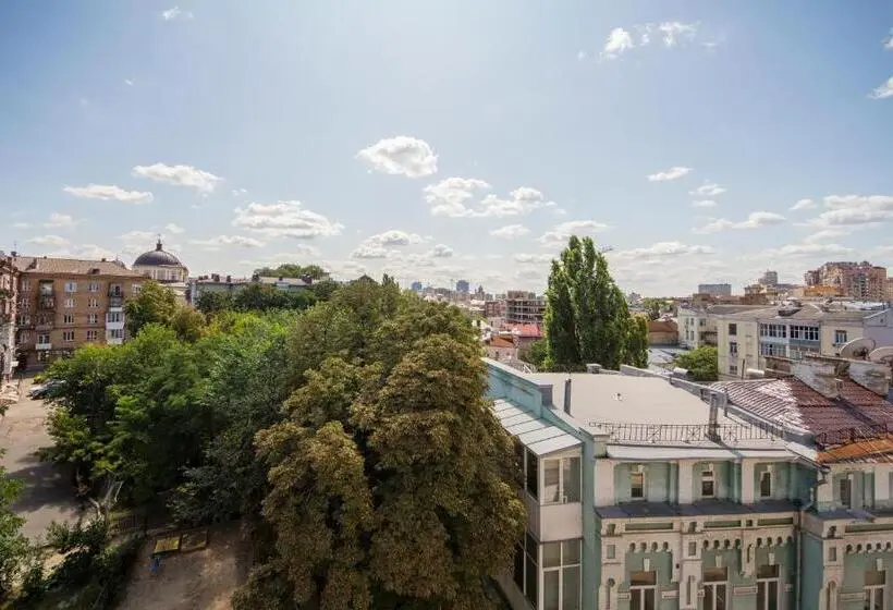 Superior studio with balcony, Secret Apartments