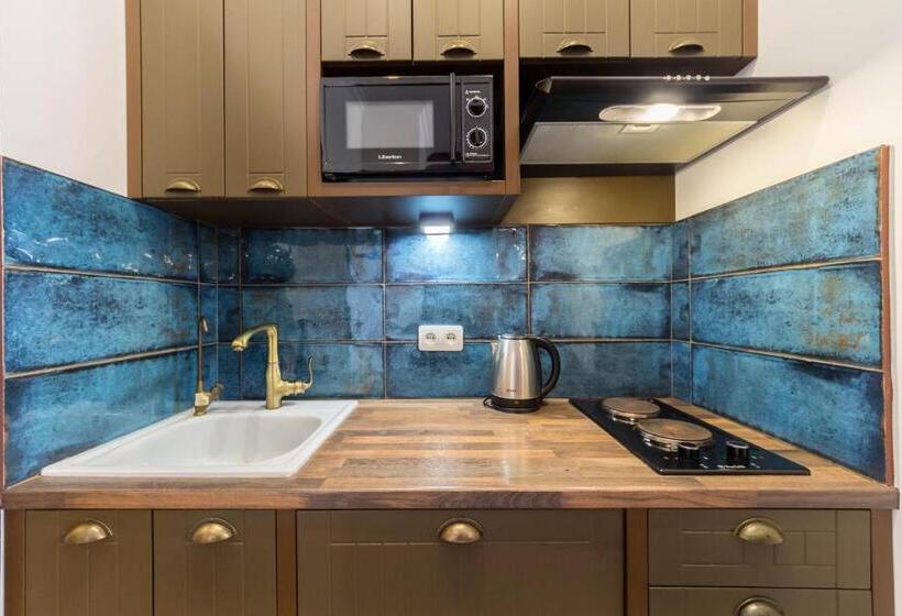 Superior studio with balcony, Secret Apartments