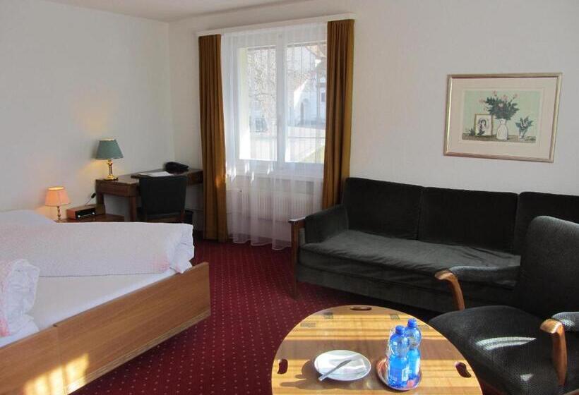 标准三人间, Landhaus An Der Thur