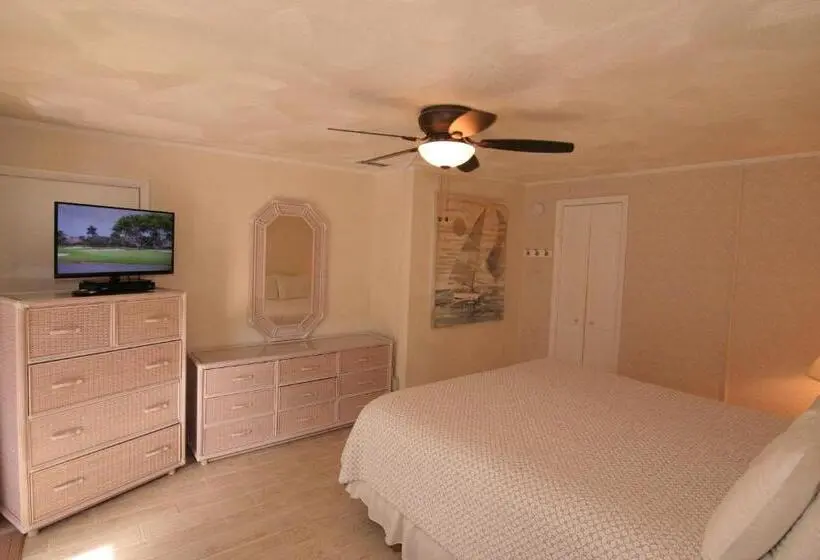 スーペリアー１ベッドルームビラ, Tropical Villas Of Venice Beach