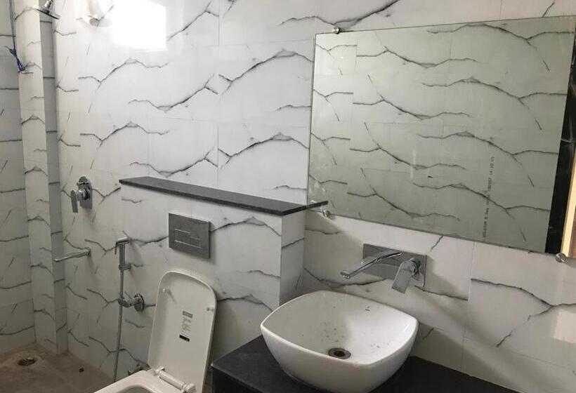 Habitació Deluxe, Manbhavan