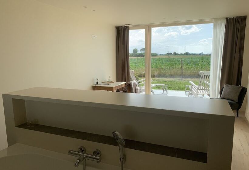 חדר דלוקס, In 't Groen