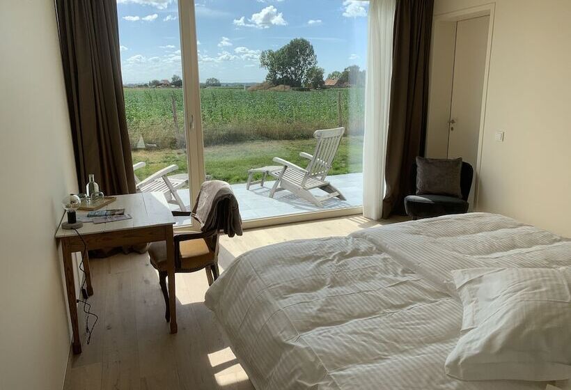 חדר דלוקס, In 't Groen