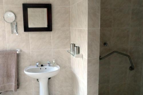 غرفة قياسية لذوى الاحتياجات الخاصة, The Village Guesthouse