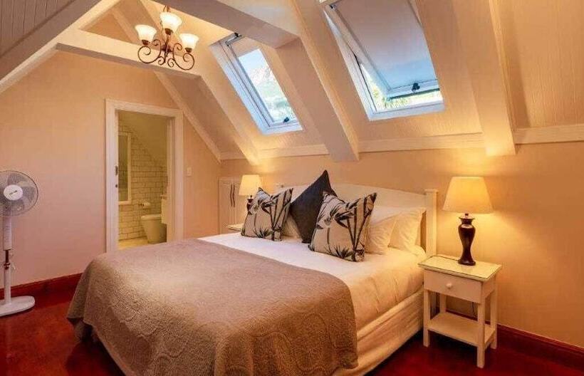 غرفة ديلوكس, The Willets Boutique