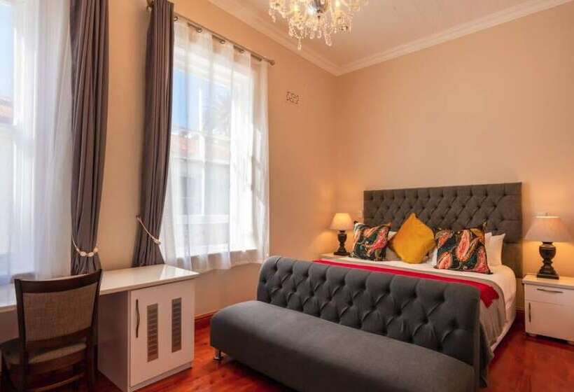 غرفة ديلوكس, The Willets Boutique