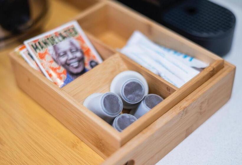 غرفة إقتصادية, The Willets Boutique