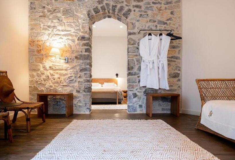 디럭스 패밀리 룸, Couvent De La Salette & Spa
