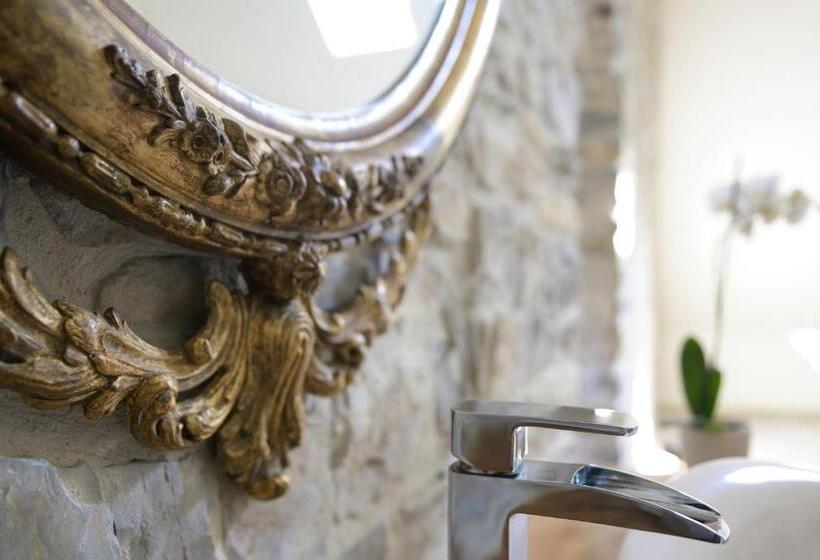 デラックススイート, Couvent De La Salette & Spa